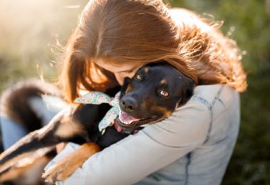 Pesquisa revela como a pandemia impactou a adoção de pets