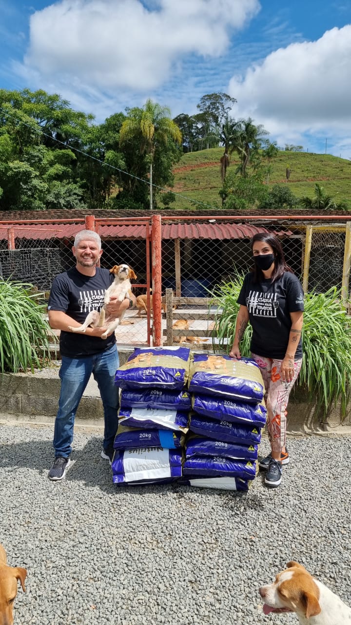 Parceria @asjoiasdalu e Petlove já doou quase 20 toneladas de ração