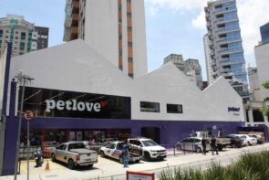 Pet shop banho e tosa perto de mim: conheça as Lojas Petlove